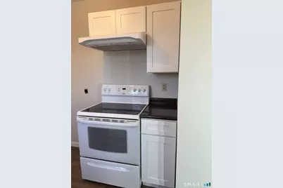 806 Hartford Road #C, Manchester, CT 06040 - Photo 11