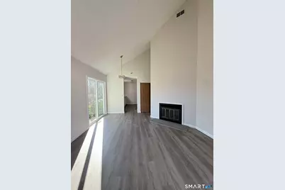 806 Hartford Road #C, Manchester, CT 06040 - Photo 7