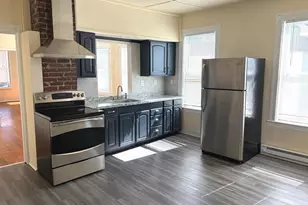 137 Clifton St, Wallingford, CT 06492 - Photo 3