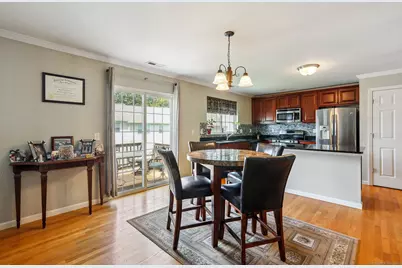 27 Riverview Court #27, Brookfield, CT 06804 - Photo 7