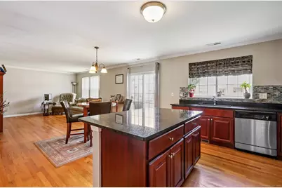 27 Riverview Court #27, Brookfield, CT 06804 - Photo 5