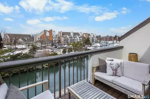 105 Harbor Dr, Stamford, CT 06902 - Photo 11