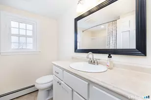 117 Roslyn Dr, New Britain, CT 06052 - Photo 17