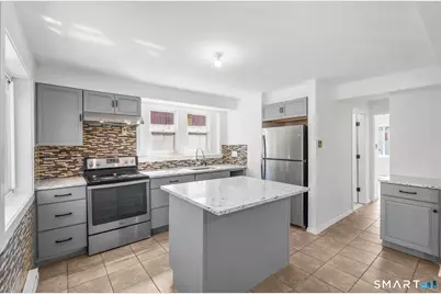 28-32 Starr Avenue #11, Danbury, CT 06810 - Photo 5