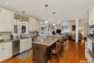 84 Bobolink Ln, Somers, CT 06071 - Photo 3