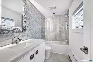 73 Harbor Dr, Stamford, CT 06902 - Photo 33