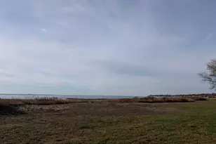 32 W Walk, West Haven, CT 06516 - Photo 17