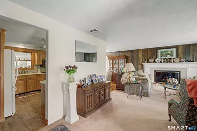 13 Reynolds Drive, Wallingford, CT 06492 - Photo 5
