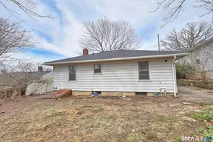 402 Homestead Ave, Waterbury, CT 06705 - Photo 27