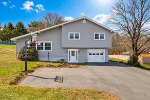 11 Green Briar Rd, Norwich, CT 06360 - Photo 1