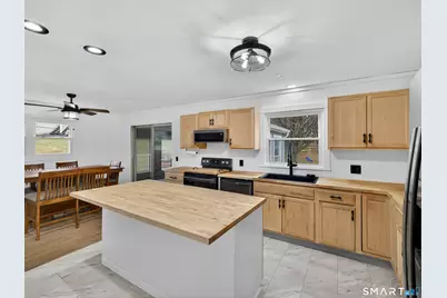 11 Green Briar Road, Norwich, CT 06360 - Photo 13