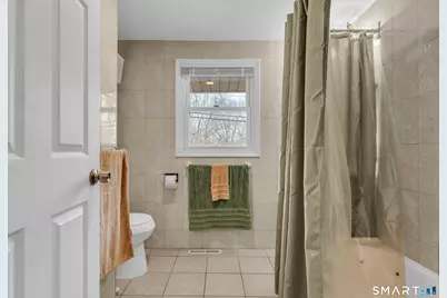 27 Linda Avenue, Montville, CT 06382 - Photo 11