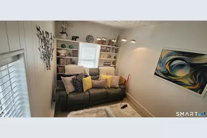 321 Evers Street, Bridgeport, CT 06610 - Photo 13