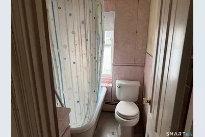 37 Jones Street, West Haven, CT 06516 - Photo 11