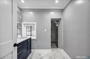 6 W Hill Dr, West Hartford, CT 06119 - Photo 23