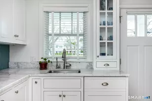 43 Rowayton Ave, Norwalk, CT 06853 - Photo 17