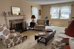 5 Colonial Dr, East Lyme, CT 06333 - Photo 5