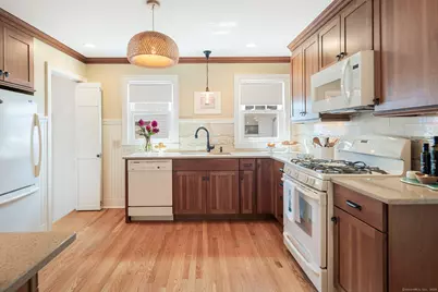 3 Wallace Avenue, Norwalk, CT 06855 - Photo 17