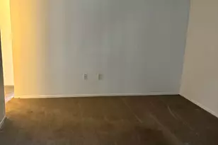 127 Burgundy Hill Ln, Middletown, CT 06457 - Photo 5