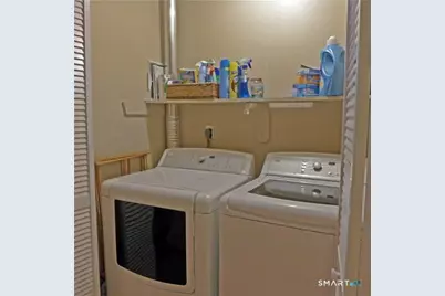 11 Macintosh Lane #11, Ansonia, CT 06401 - Photo 11