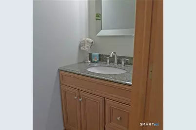 11 Macintosh Lane #11, Ansonia, CT 06401 - Photo 7