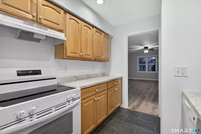 345 Glendale Avenue #A2, Bridgeport, CT 06606 - Photo 23