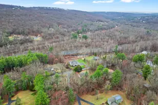 589 Huckleberry Hill Rd, Avon, CT 06001 - Photo 33