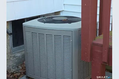 44 Maple Avenue, Windsor, CT 06095 - Photo 21