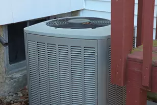 44 Maple Ave, Windsor, CT 06095 - Photo 21