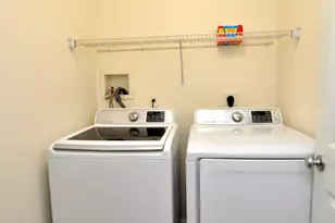 19 Lexie Ln, South Windsor, CT 06074 - Photo 33