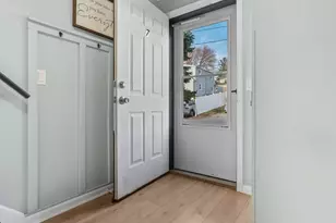 8 Parker St, Danbury, CT 06811 - Photo 3