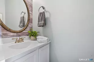 8 Parker St, Danbury, CT 06811 - Photo 15