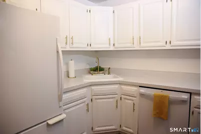 126 Hopmeadow Street #8B, Simsbury, CT 06089 - Photo 5