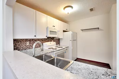 207 Country Club Court #207, Rocky Hill, CT 06067 - Photo 13