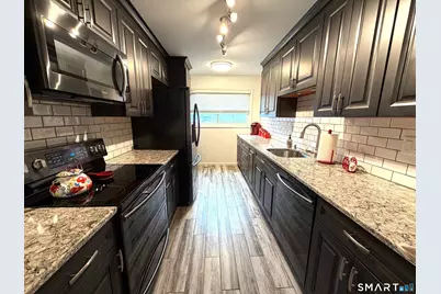 161 Pheasant Lane #161, Branford, CT 06405 - Photo 7