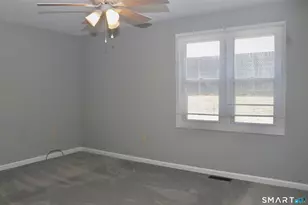 4 Shelton St, Derby, CT 06418 - Photo 7