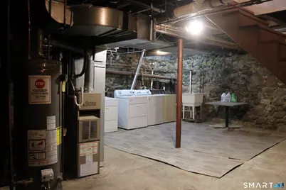 4 Shelton Street, Derby, CT 06418 - Photo 25