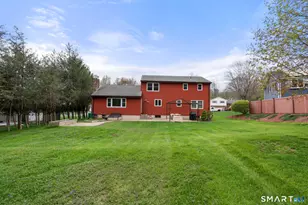 69 Patriot Ln, Newington, CT 06111 - Photo 33