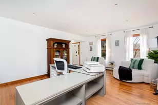 8 Phoebee Ln, Brookfield, CT 06804 - Photo 9