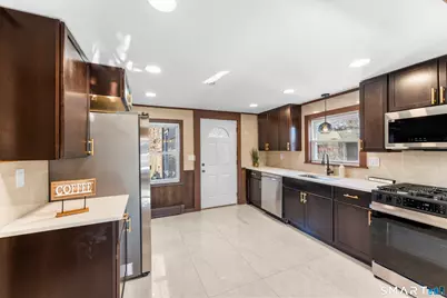 246 Main Street, East Hartford, CT 06118 - Photo 7