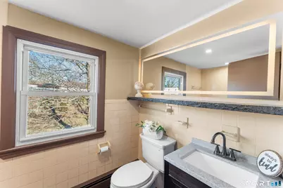 246 Main Street, East Hartford, CT 06118 - Photo 15