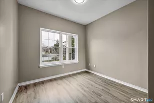 31 High St, East Hartford, CT 06118 - Photo 23