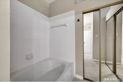 31 High Street #5207, East Hartford, CT 06118 - Photo 29