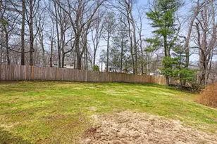 7 Mcguire Rd, Trumbull, CT 06611 - Photo 29