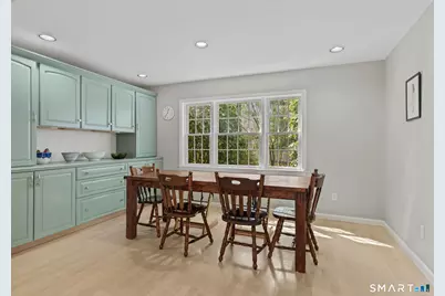 7 McGuire Road, Trumbull, CT 06611 - Photo 13