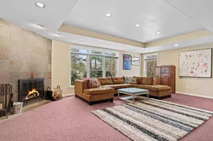 7 Mcguire Rd, Trumbull, CT 06611 - Photo 15