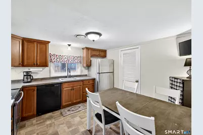 4 Amber Circle, Ledyard, CT 06335 - Photo 7