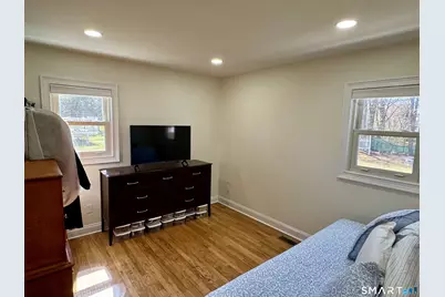 13 Karen Road, Danbury, CT 06811 - Photo 9