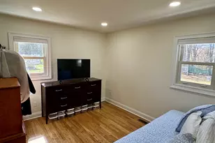 13 Karen Rd, Danbury, CT 06811 - Photo 9