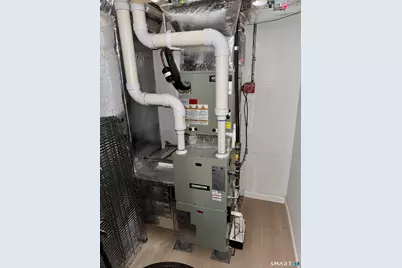 13 Karen Road, Danbury, CT 06811 - Photo 19